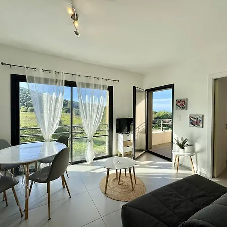 T2 A 200m Des Plages