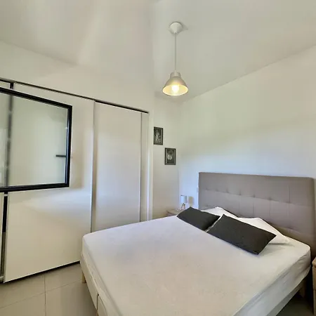 T2 A 200m Des Plages