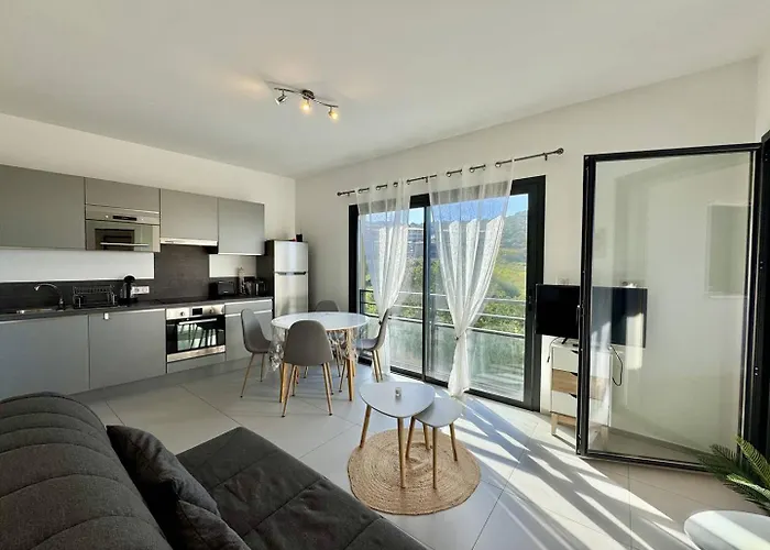 Apartment T2 A 200m Des Plages