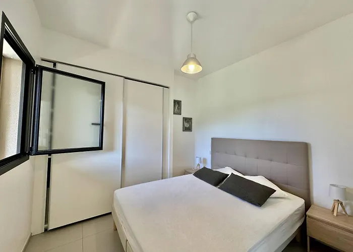 T2 A 200m Des Plages